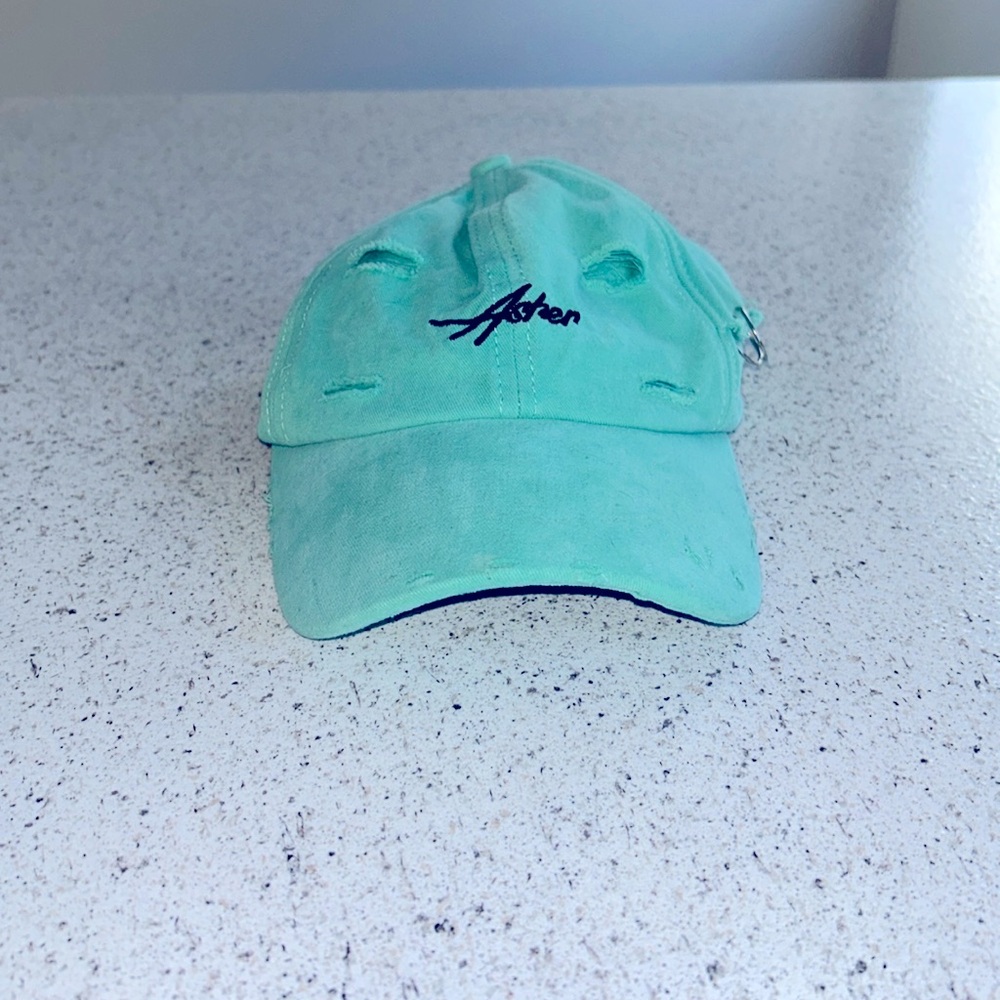 Stylish “Ashen” Dad Cap